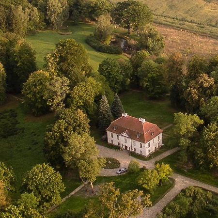 Bed and Breakfast Dwor Dawidy Млинари Екстер'єр фото